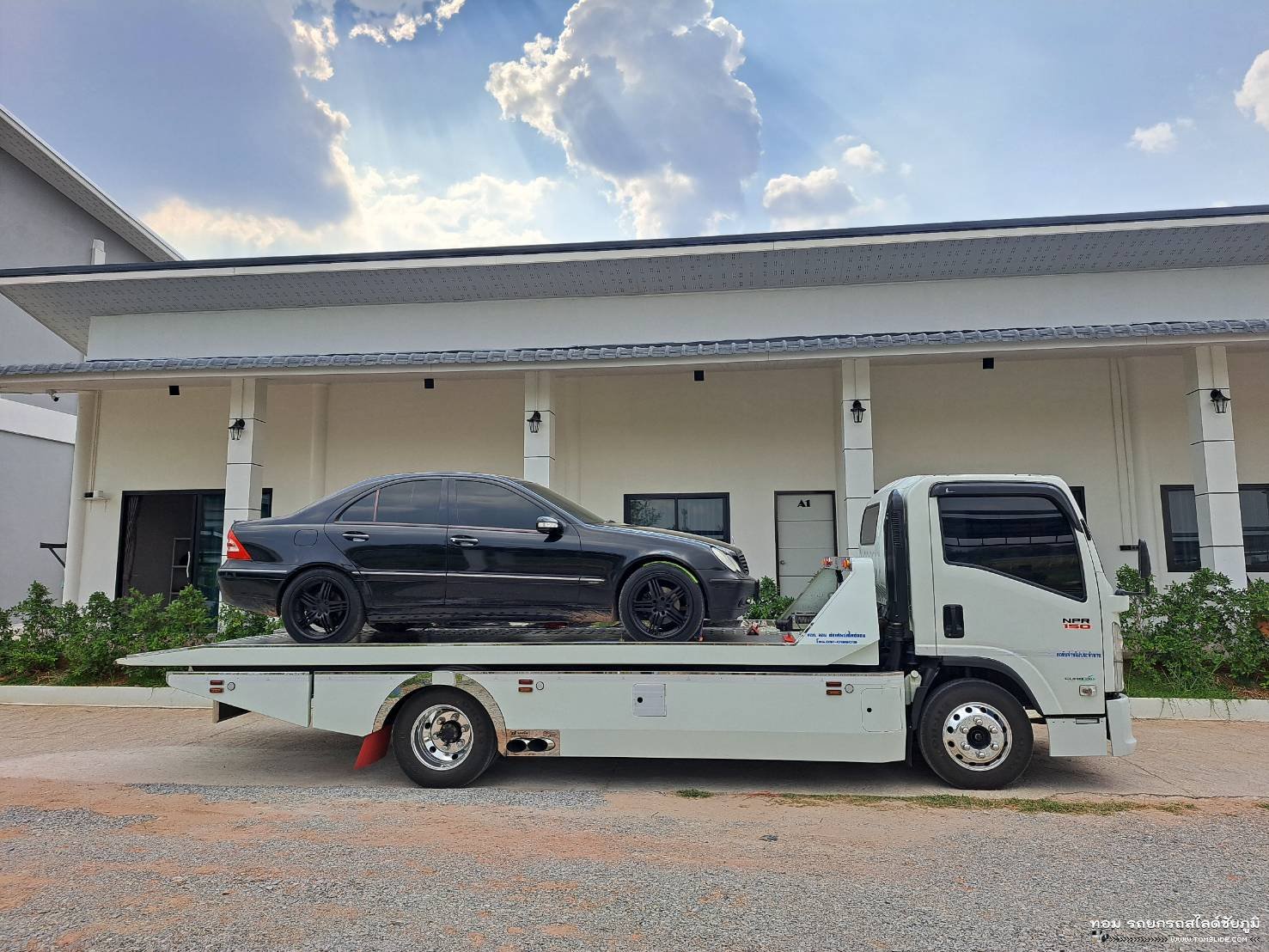 Mercedes Benz เคลื่อนย้านจากอู่ ➤ ส่งบ้าน พื้นที่ อ.แก้งคร้อ