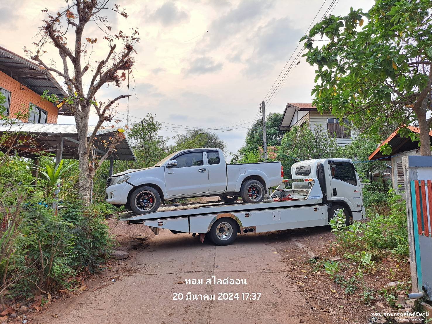 กระบะวีโก้ อ.หนองบัวแดง ➤ ลาน SIA