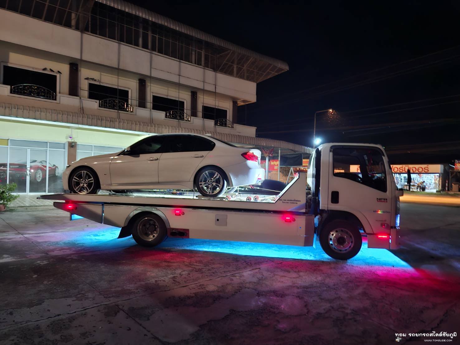 BMW อ.คอนสวรรค์ ➤ อู่เบนซ์ช่างลี่