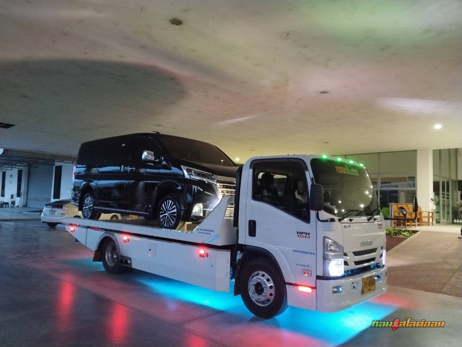 Toyota Majesty ศูนย์โตโยต้าชัยภูมิ ➤ ลํานารายณ์