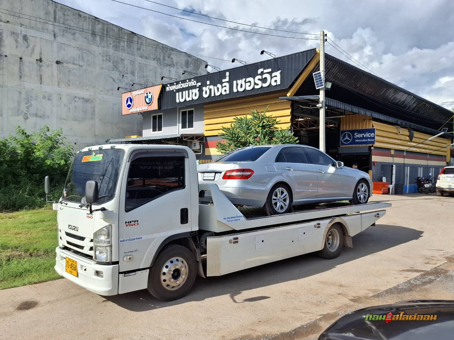 BENZ E300 บ.เล่า  ➤ อู่เบนซ์ช่างลี่